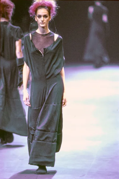 Look 16